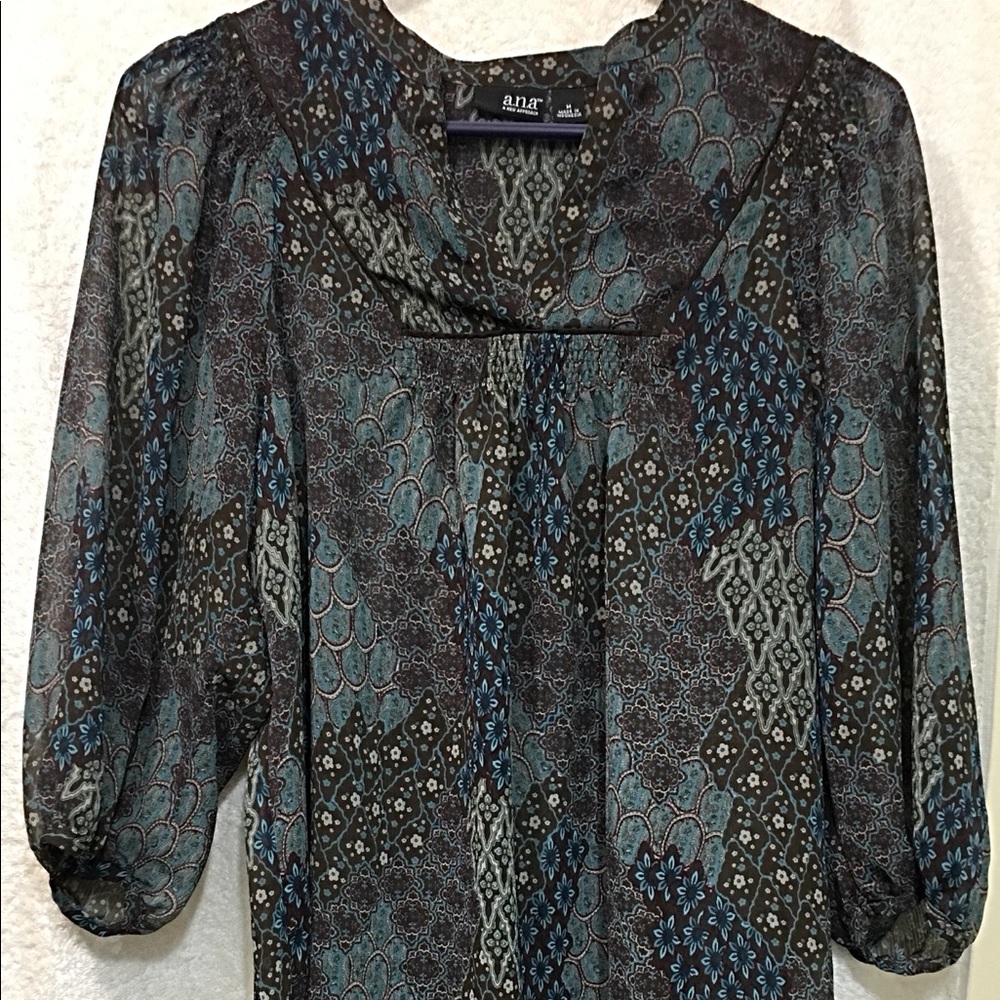 Sheer 3/4 sleeve